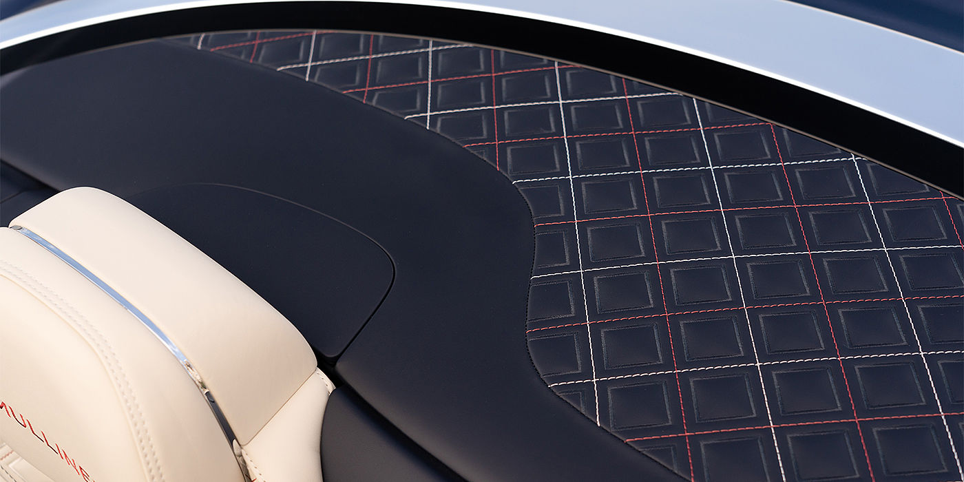 Bentley Leusden Bentley Continental GTC Mulliner convertible seat and cross stitched tonneau cover